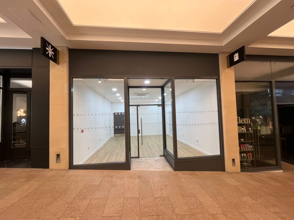 GUILDFORD – UNIT 11 TUNSGATE QUARTER