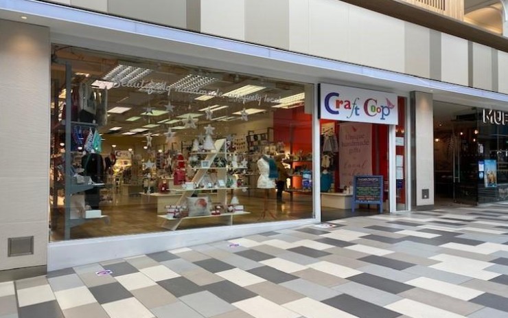 CAMBERELEY – 4 GRACE REYNOLDS WALK