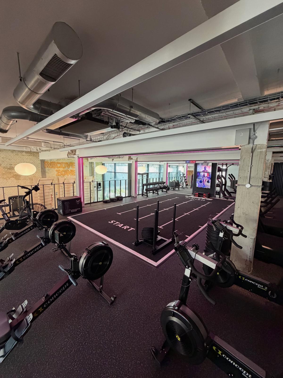 Jetts Steps Into East London tertiary image